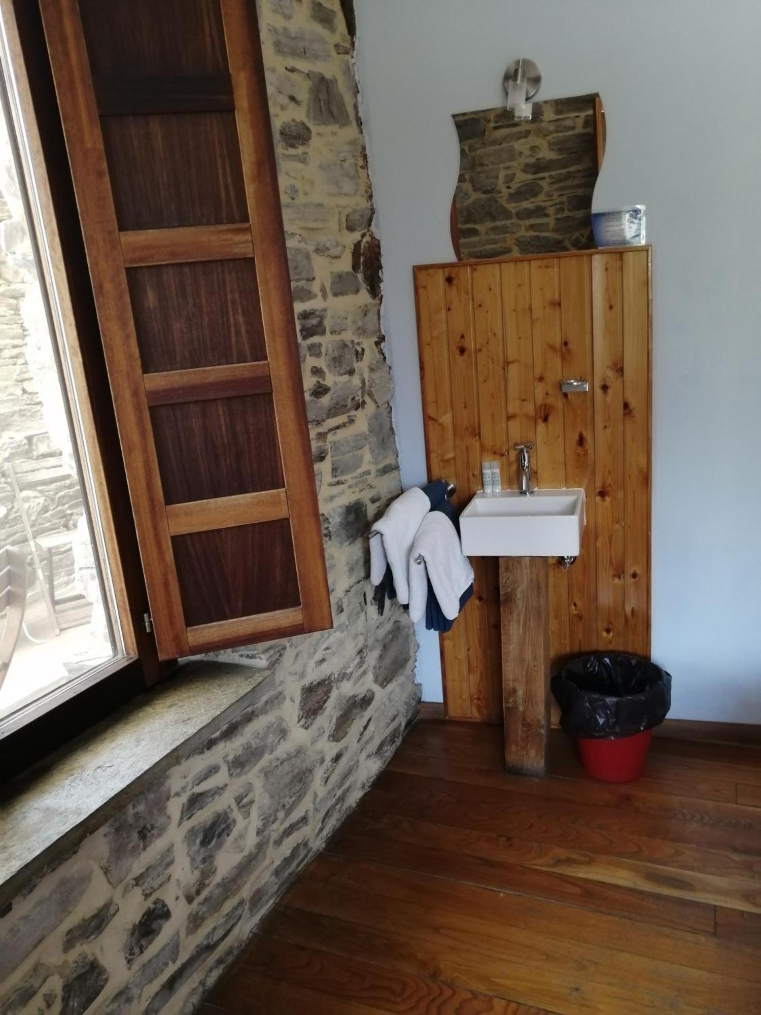 El Puente Peregrino Guest House Trabadelo ห้อง รูปภาพ